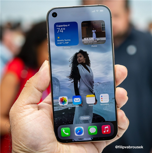 曝iPhone 18 Pro縮小靈動島面積：但無緣單孔屏